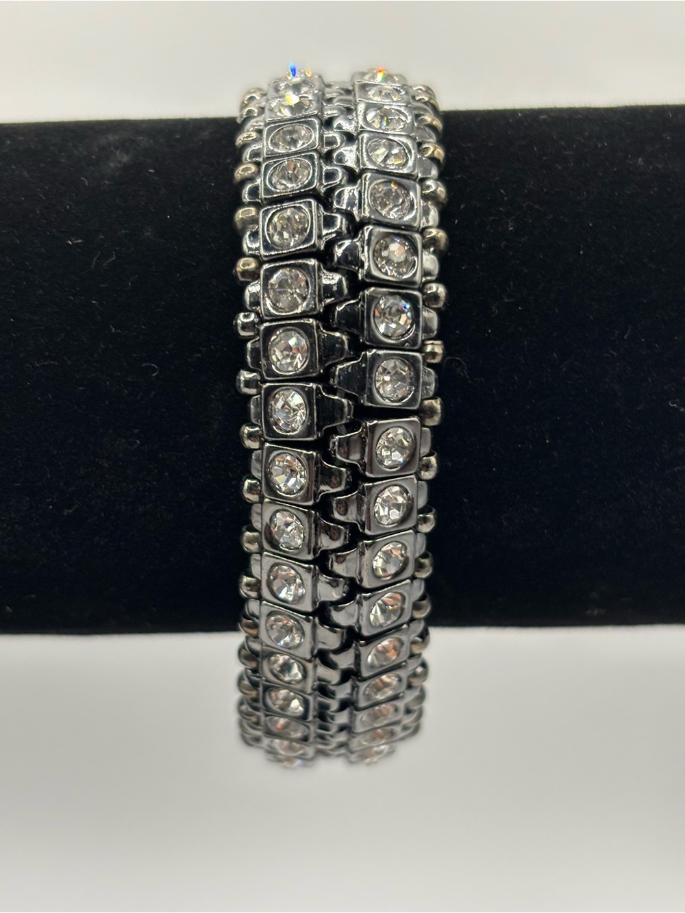 Source Unknown Silver-Tone Crystal Stretch Bracelet - Clear Rhinestones
